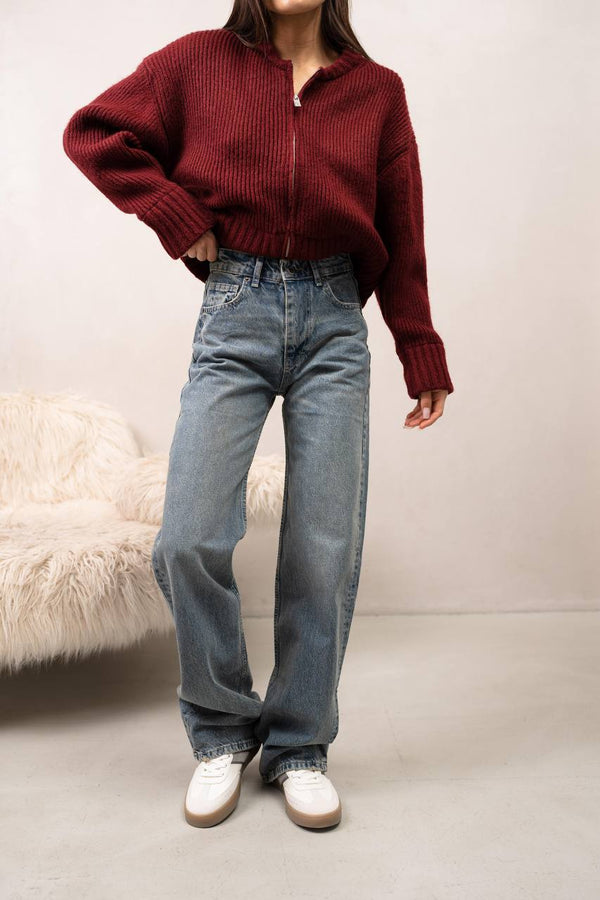 Straight Jeans